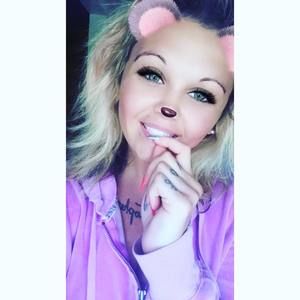 Meet your Posher, Brittney